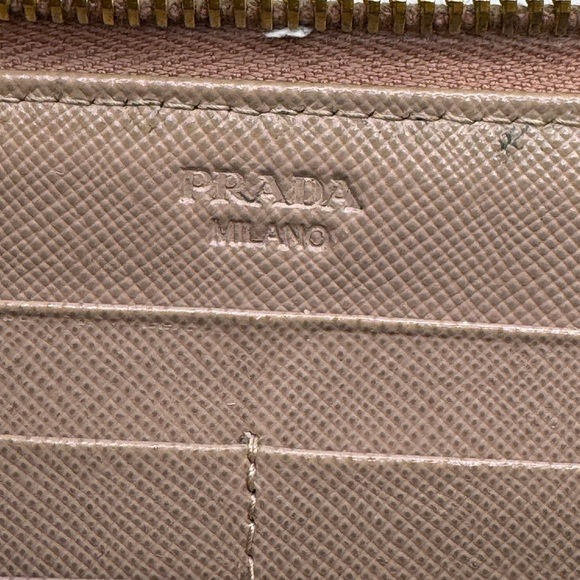 Prada - authentic Saffiano leather taupe zip around wallet - GUC - Picture 9 of 14